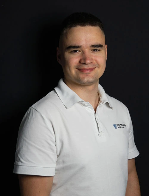 Ендодонтист у Рівному – Антон Цехмайструк, Diamond Dental Clinic